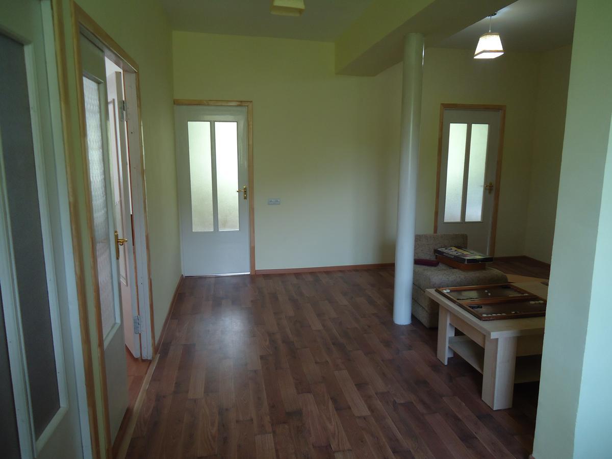 The River House Yeghegis Artabuynk ภายนอก รูปภาพ